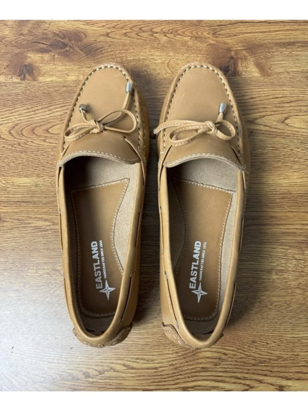 Eastland Women's Marcella Driving Moccasin Slip On Loafer in Camel Size 6.5
